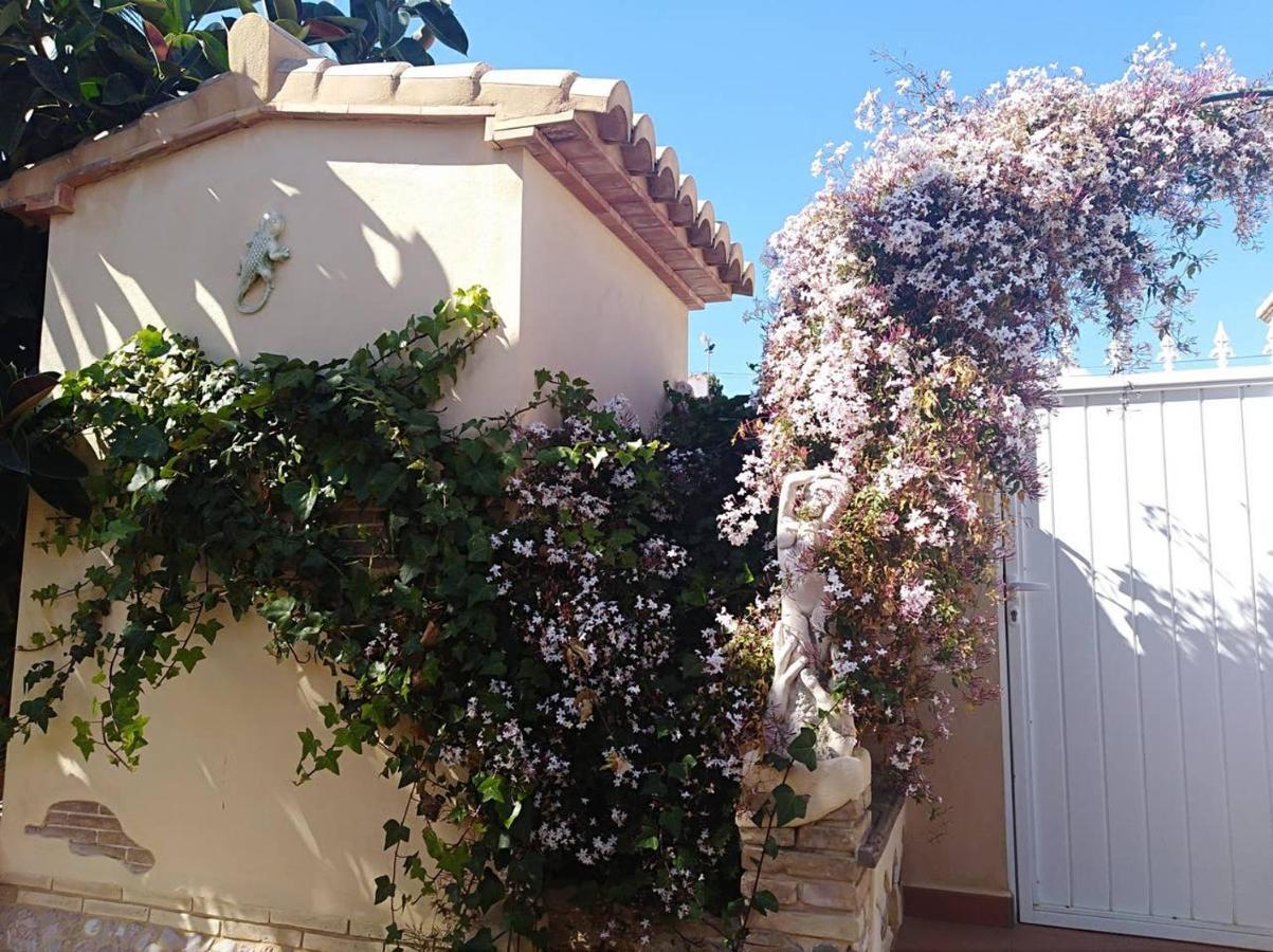 Villa Las Adelfas Калпе Екстериор снимка